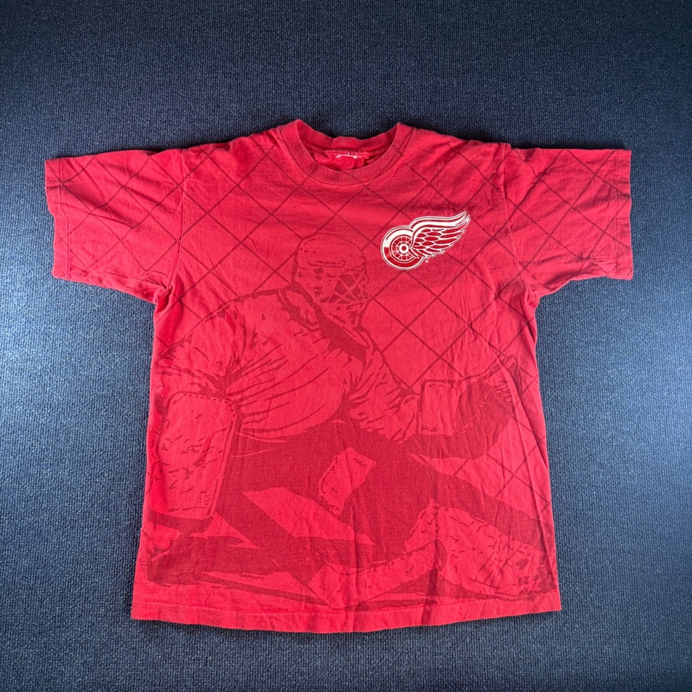 Vintage Detroit Red Wings NHL Goalie All Over Print Red Graphic T-Shirt Mens XL